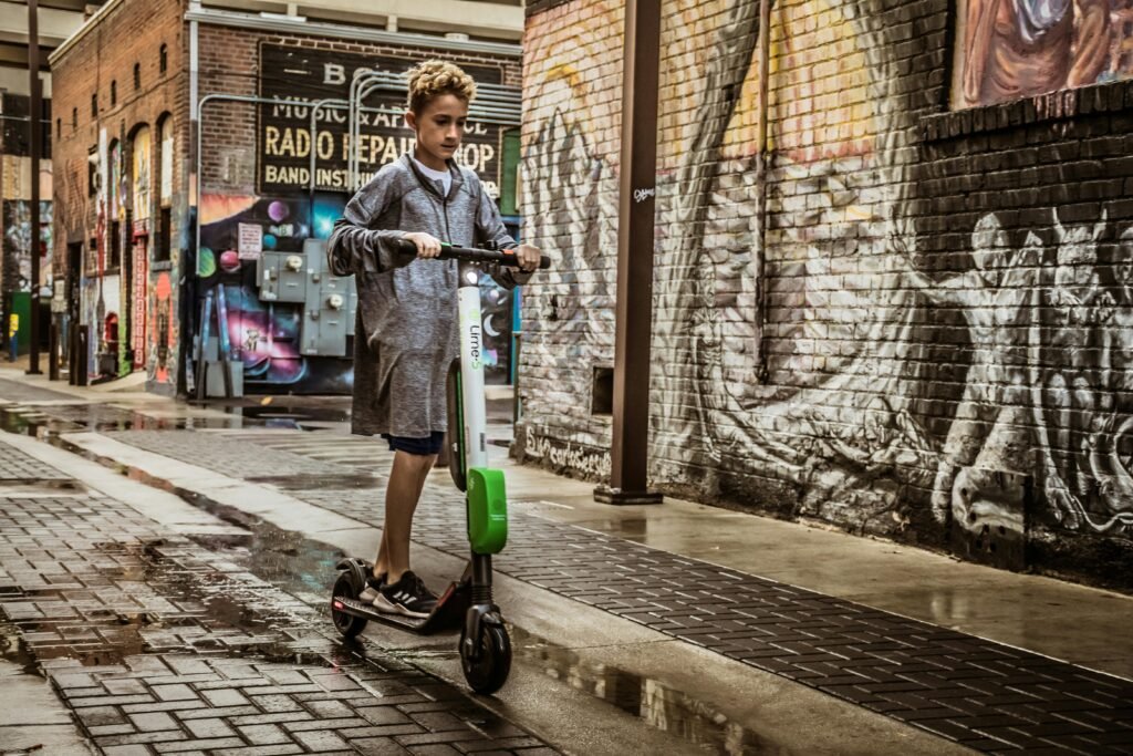 Small and Convenient: Compact Scooters for Easy Transportation